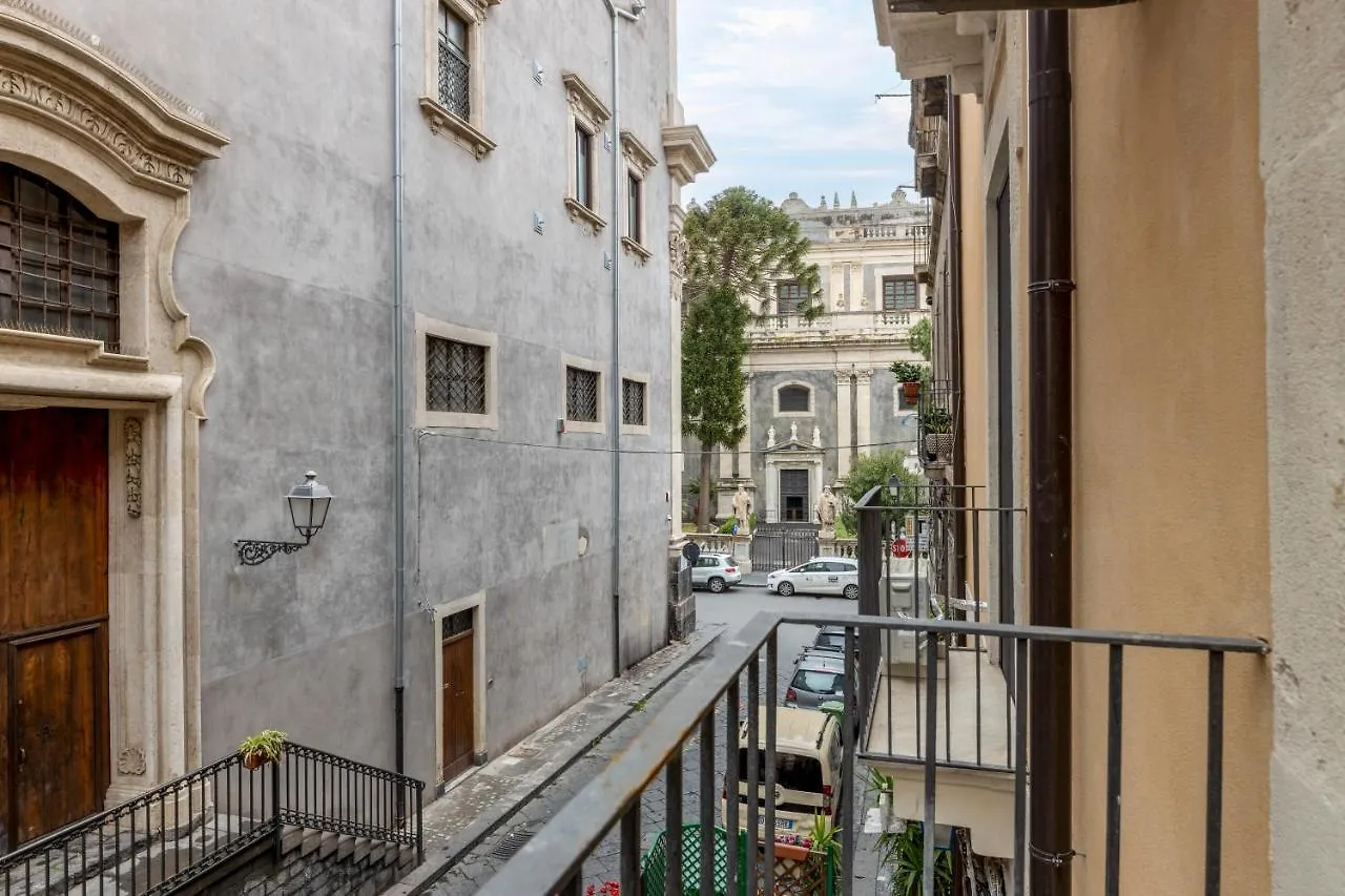 Hotel La Regina Del Duomo Catania Centro Maison d'hôtes